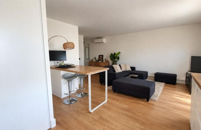 BEL APPARTEMENT T2 RENOVE AVEC TERRASSE — photo 5