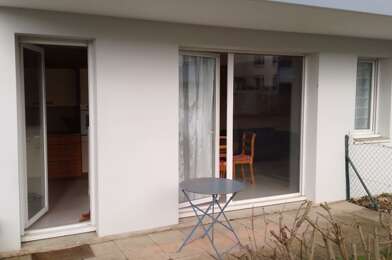 Appartement 3 pièces 860 €