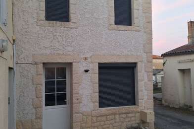 Maison 2 pièces 715 €