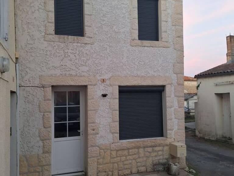 Maison de 80m2 à louer sur Saint-Bonnet-sur-Gironde — photo 1