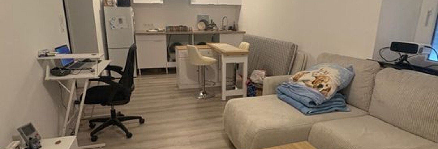 Appartement 1 Pièce 23 m² à louer à Saint-Saturnin-lès-Avignon (84450)
