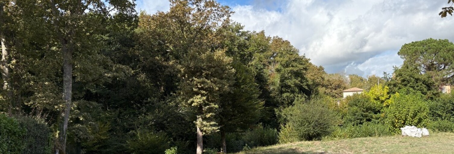 Terrain  900 m² à vendre à Léognan (33850)