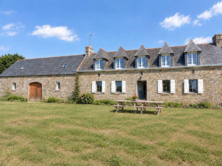 Maison à vendre 6 pièces COMBRIT (29) Corps de ferme et grand terrain — photo 1