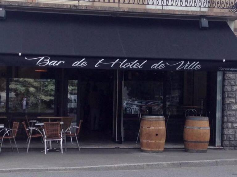 Dpt Hautes Pyrénées (65), à vendre LOURDES Bar — photo 1