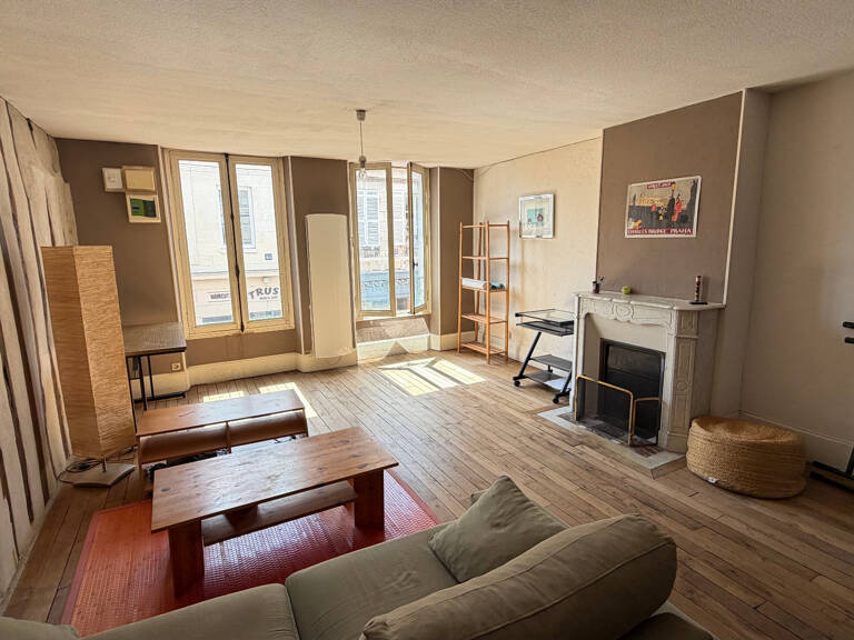 Dpt Yonne (89), à vendre AUXERRE appartement T3 en centre-ville — photo 1