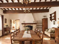 Exclusivité - Demeure d’exception du XVe siècle au cœur de la Provence - Saint Trinit (Vaucluse) — photo 2