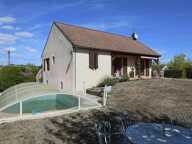 Pavillon sur 1344 m² de terrain avec piscine carrelée de 4 x 8 m — photo 4