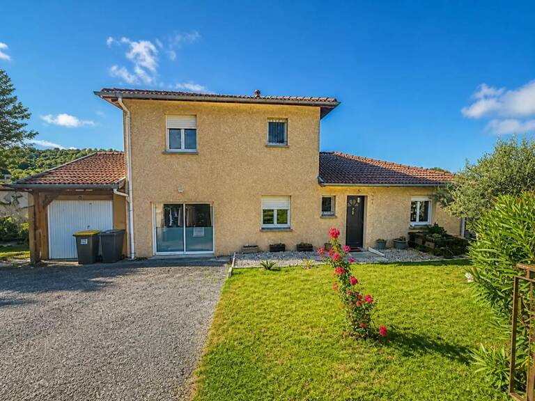 Maison de 6 pièces de 128 m² à Saint-Savin — photo 1