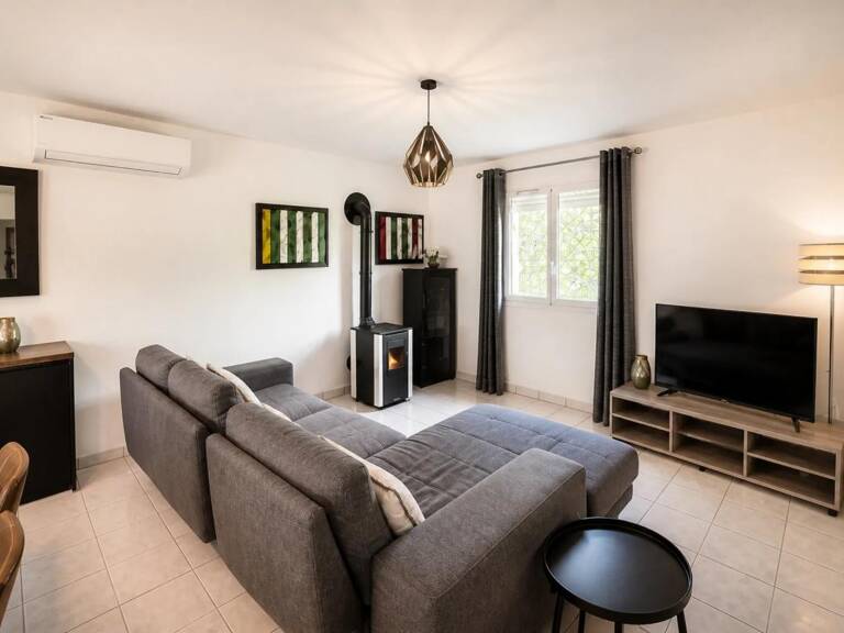 Maison de 6 pièces de 128 m² à Saint-Savin — photo 1