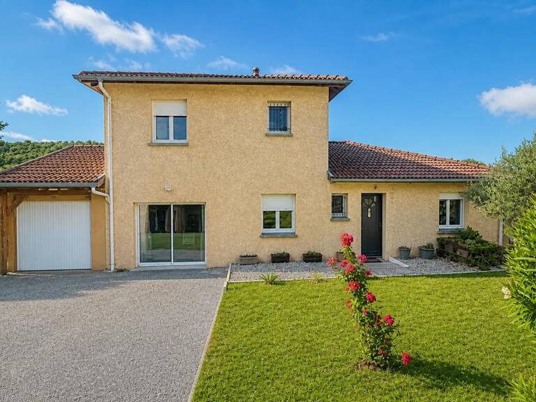 Maison de 6 pièces de 128 m² à Saint-Savin — photo 1