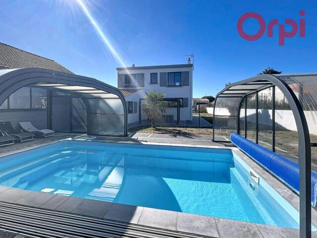 Maison À Vendre — photo du bien