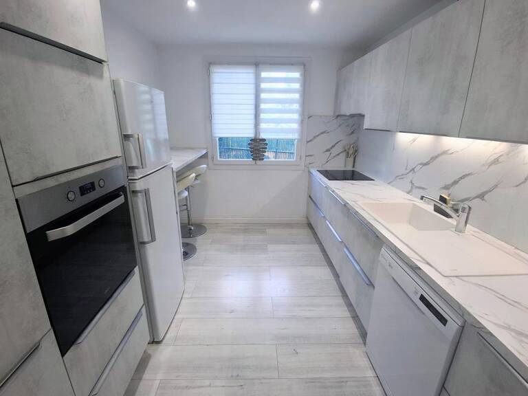 OLLIOULES – BAS DE VILLA T4 AVEC JARDIN ET GARAGE — photo 1