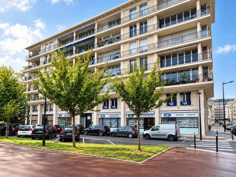 AVENUE FOCH | EXCEPTIONNEL APPARTEMENT DE 120 M² AVEC BALCON TERRASSE PLEIN SUD ET GARAGE — photo 1