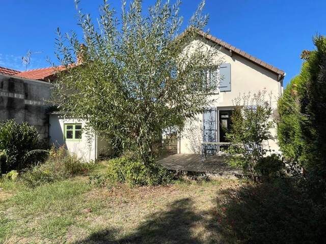 Maison À Vendre — photo du bien