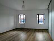 Immeuble Cazeres avec 2 appartements et un local commercial — photo 4