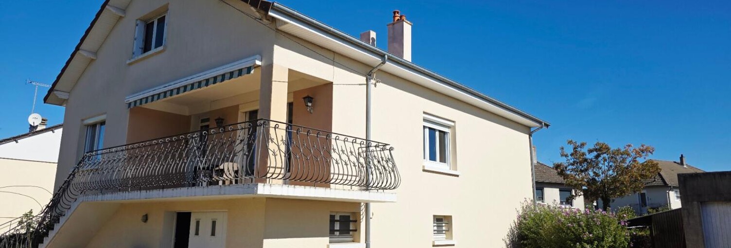 Maison 5 Pièces 112 m² à vendre à La Chapelle-Saint-Ursin (18570)