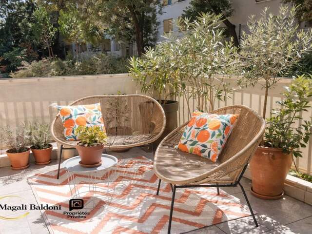 Appartement Le Muy 4 pièces- 76 m2- Terrasse- 3 parkings- PISCINE — photo du bien