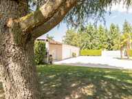 LIEUX UNIQUES ® x PROPRIÉTÉS PRIVÉES ® PROPOSE GARAGE DE 83 M² ET BUCHER DE 28 M² SUR TERRAIN DE 1502 M² — photo 2