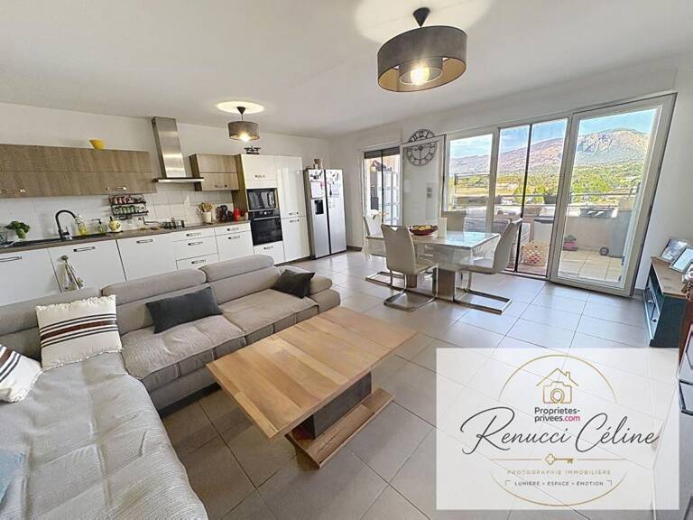 T4  de 80 m² avec terrasse et vue dégagée à  Sarrola-Carcopino — photo 1
