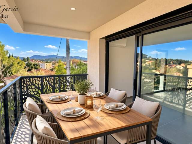 SIX FOURS LES PLAGES - APPARTEMENT DE TYPE 3 - SUPERFICIE 62 M² -  PARKING SOUS SOL — photo du bien