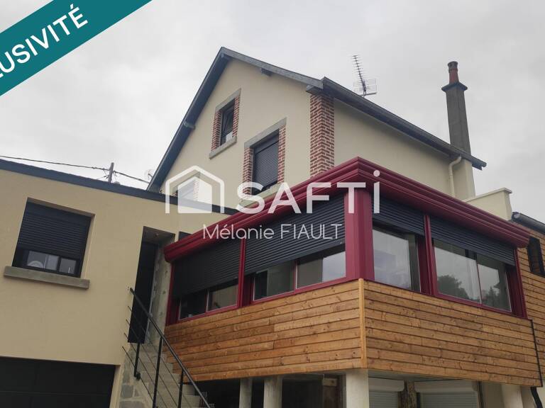 Maison totalement rénovée, sur la commune de Saint-Georges-des-Groseillers. — photo 1