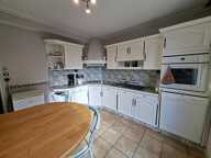 PLOUVORN  Maison familiale, 3 chambres & bureau, au calme dans un environnement verdoyant — photo 3