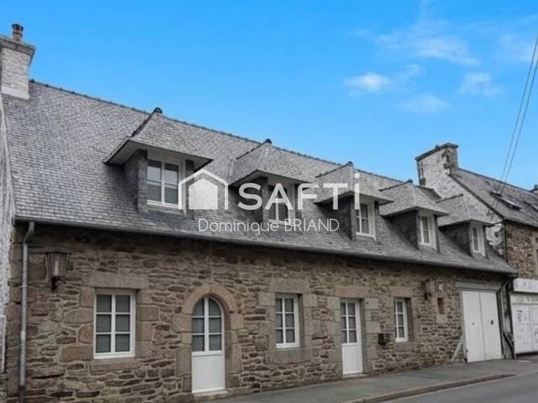 Ancien bar transformé en maison en pierre d'habitation  au cœur de Tréguier — photo 1