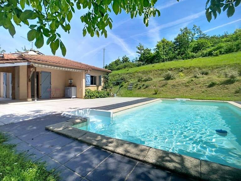 Maison avec jolie vue, garage, terrasse, piscine — photo 1