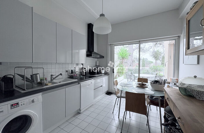 EMPLACEMENT PREMIUM POUR CE MAGNIFIQUE T4 DE 99M2 AVEC GRANDE TE — photo 4