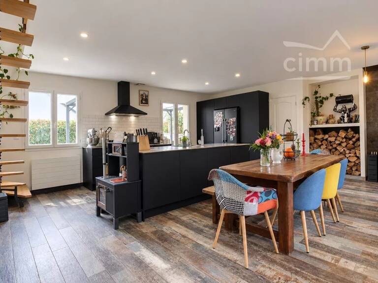 Maison 5p 4ch 118m² Mazières — photo 1