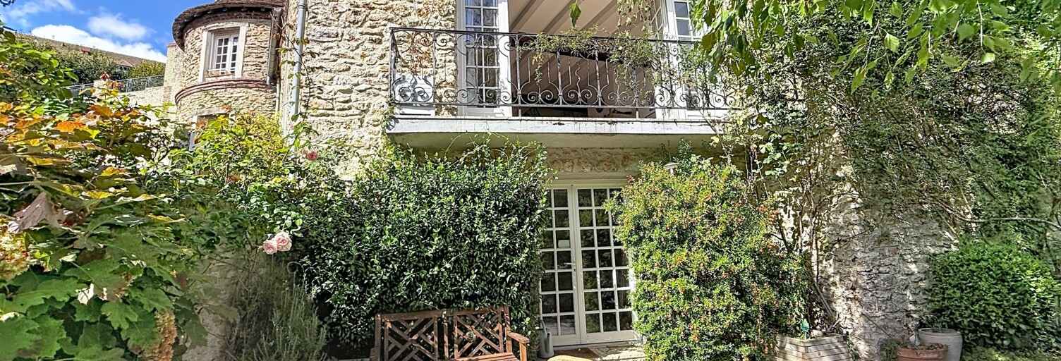Maison 7 Pièces 195 m² à vendre à Montfort-l'Amaury (78490)