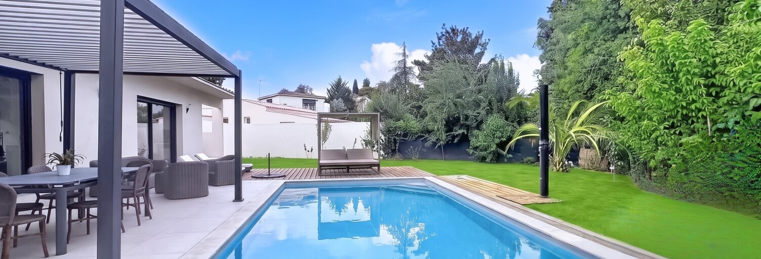 Maison 6 Pièces 207 m² à vendre à Fabrègues (34690)