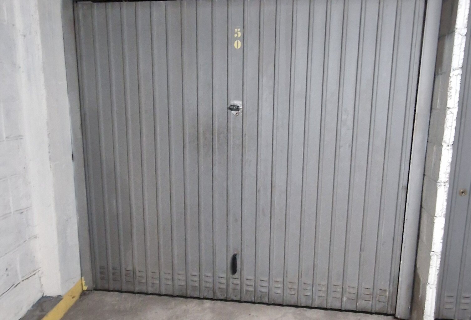 Vente Garage 9 m&sup2; — photo 1