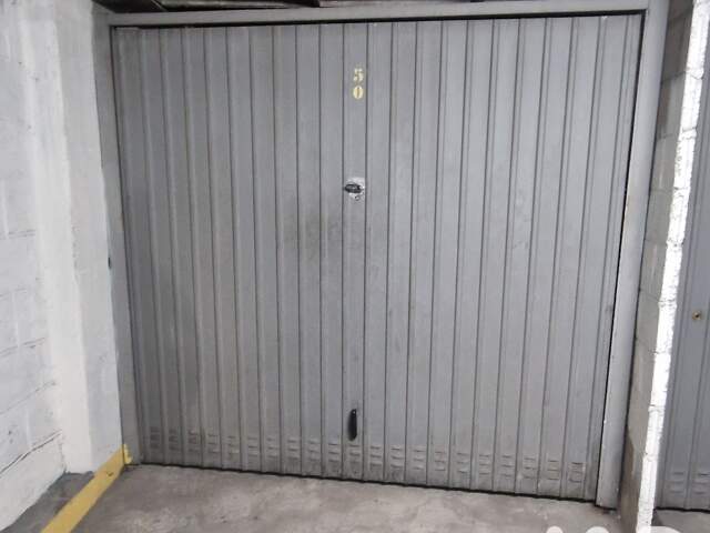Vente Garage 9 m&sup2; — photo du bien