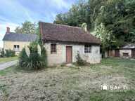 Maison de caractère à rénover avec dépendances — photo 2