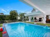 Villa d'exception suspendue entre golf et liberté. — photo 2