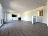 LA CELLE SAINT CYR - MAISON DE PLAIN PIED — photo 3