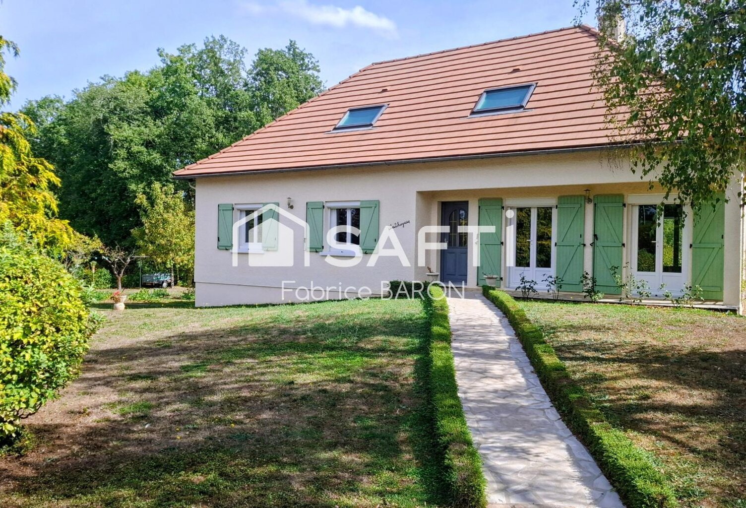 Vue imprenable sur la vallée + 4 312 m² de terrain + sous-sol de 107 m² — photo 1
