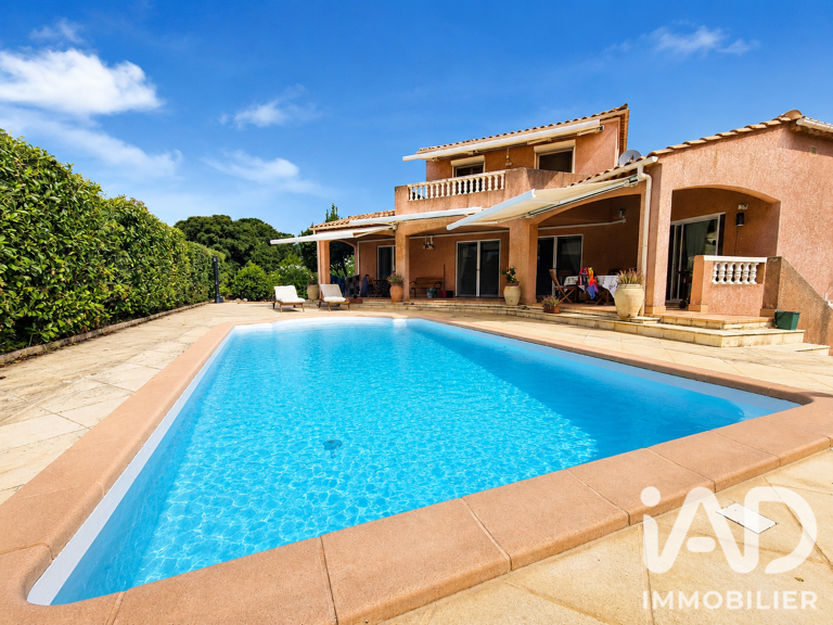Vente Maison/villa 8 pièces — photo 1