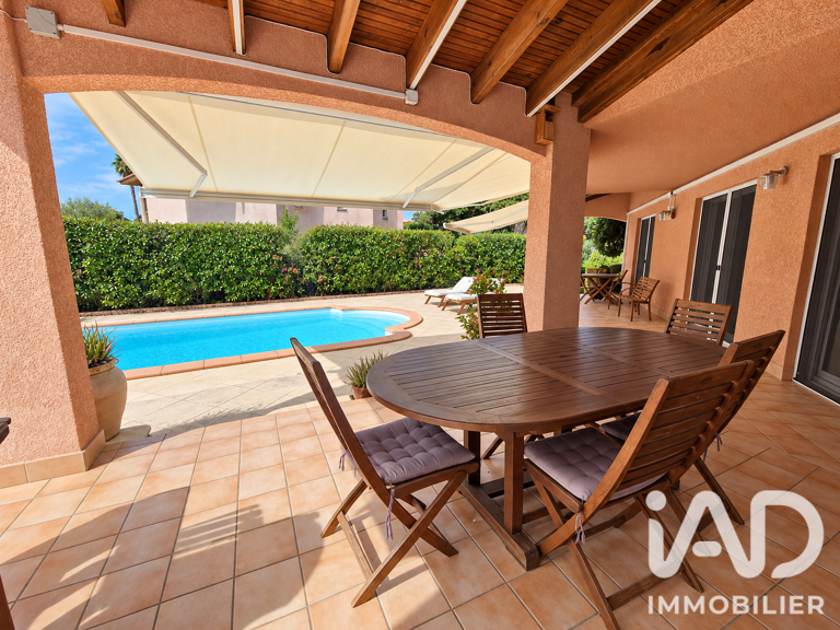 Vente Maison/villa 8 pièces — photo 1