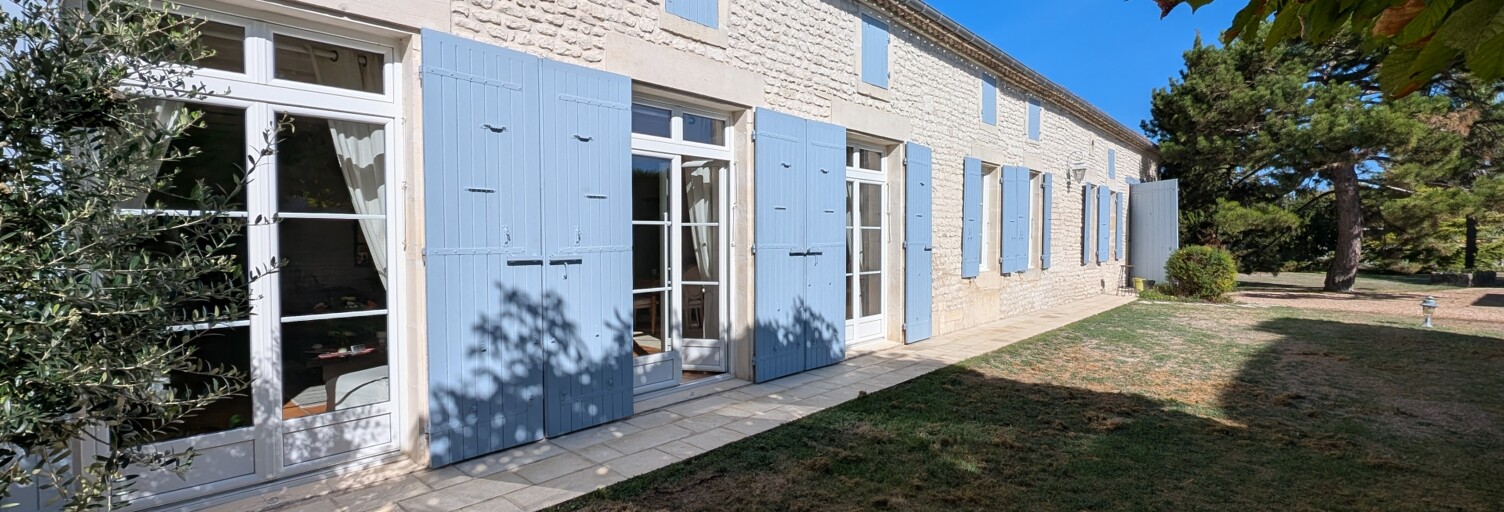 Maison 4 Pièces 183 m² à vendre à Montils (17800)