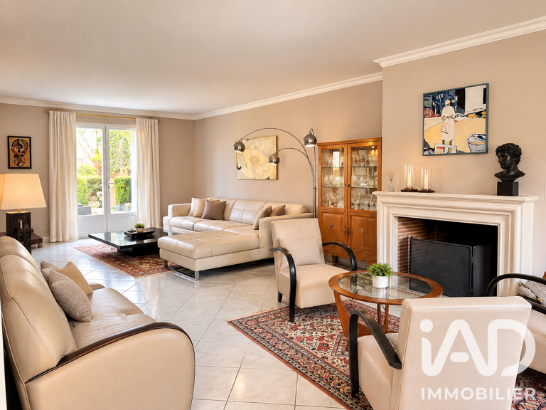 Vente Maison/villa 8 pièces — photo 1