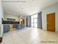 Plain-pied avec terrasse, parking et garage — photo 2
