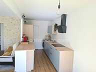 Appartement - 4 pièces - 3 chambres - 79 m² - Balcon - Garage et Cave — photo 2