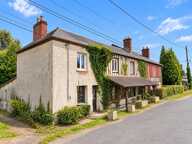 À Vendre – Ancienne Auberge avec Fort Potentiel – Marolles (14100) — photo 2