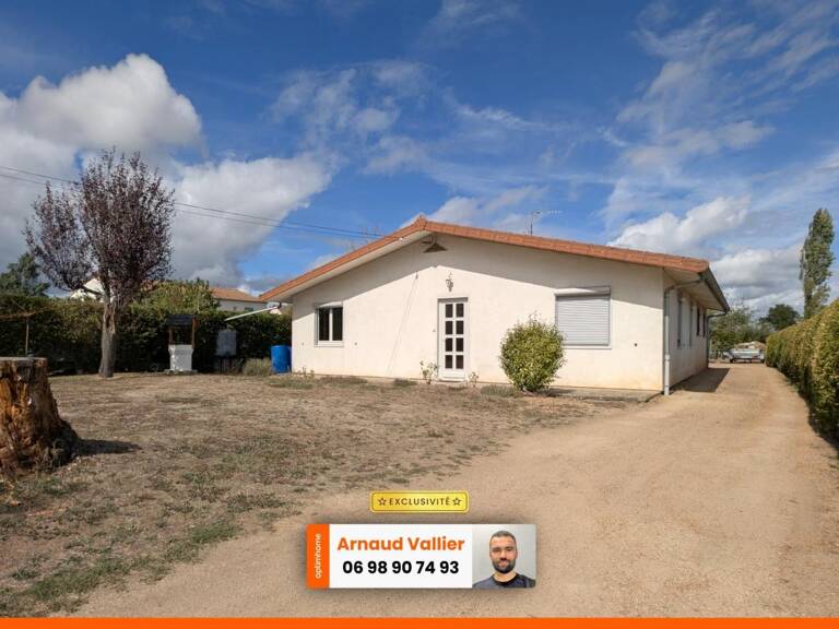Saint-Léger-sur-Roanne — Maison de plain-pied 99m², 4 chambres et terrain de 2 224 m² — photo 1