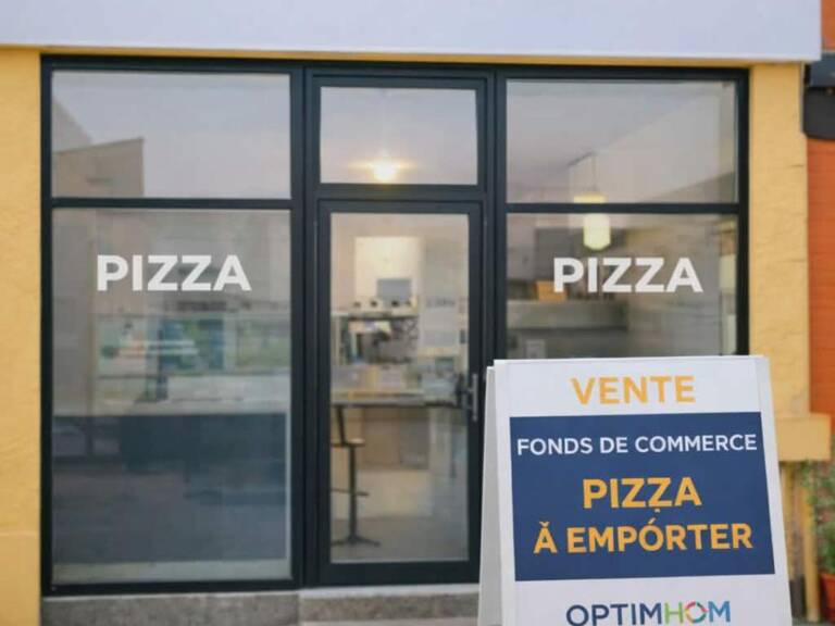 À VENDRE – FONDS DE COMMERCE - RESTAURANT PIZZERIA SUR PLACE & À EMPORTER - Proche Allaire — photo 1