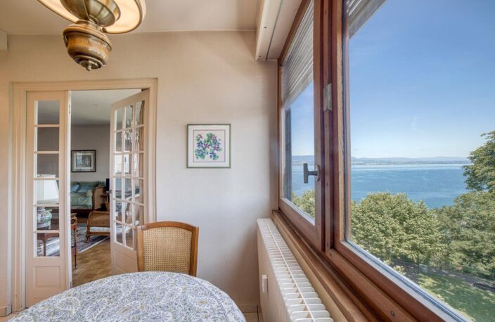 SUPERBE APPARTEMENT DE 115m2 VUE LAC à THONON LES BAINS — photo 2