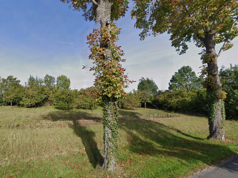 Terrain à bâtir à Lonzac (17520) — photo 1