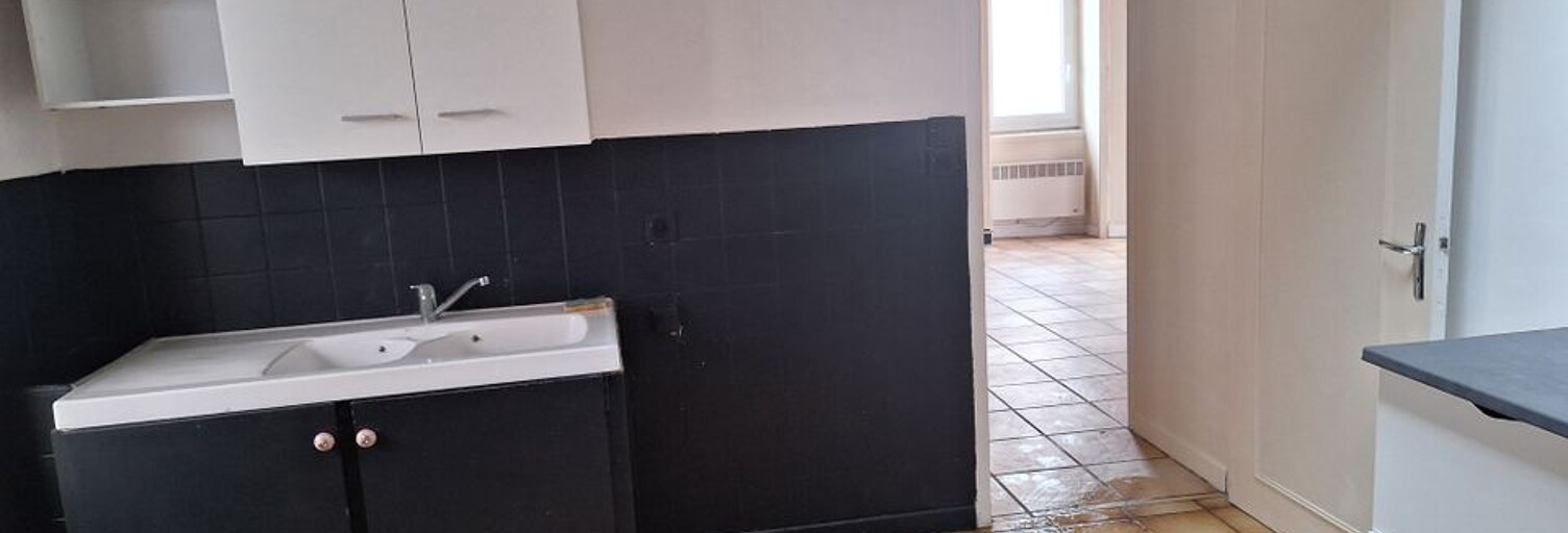 Maison 2 Pièces 80 m² à louer à Saint-Bonnet-sur-Gironde (17150)